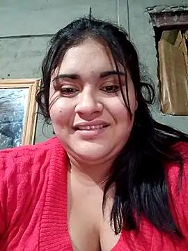 Orianamzn21 online show from May 2, 2026, 5:23 am