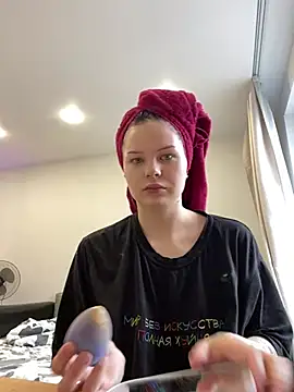 CindyMil online show from June 28, 2026, 3:45 am