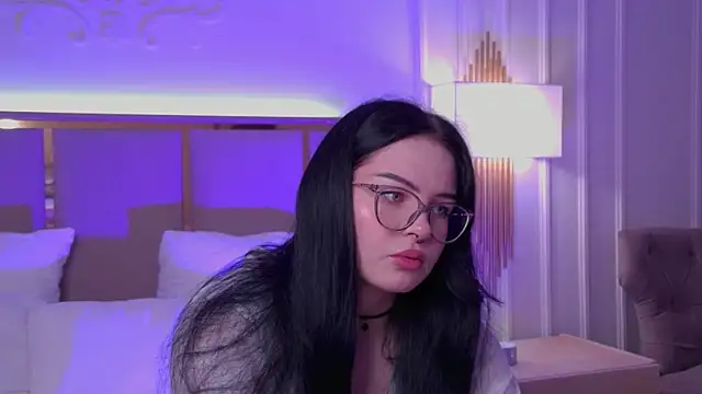 CindyMil online show from July 29, 2026, 6:11 am