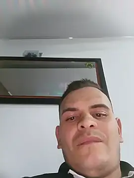 Edwin Q online show from June 9, 2026, 3:29 am
