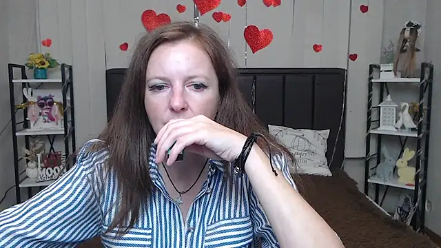 Snapshot of MeganPirs chatting on July 11, 2026, 5:04 pm MeganPirs online show from July 11, 2026, 5:04 pm