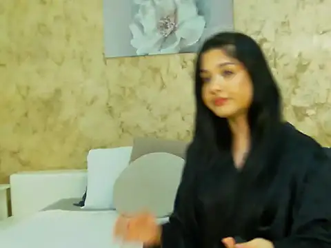 MissNaomiBelle online show from May 14, 2026, 1:29 pm