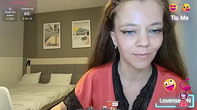 Yana-XX online show from June 8, 2026, 8:20 pm
