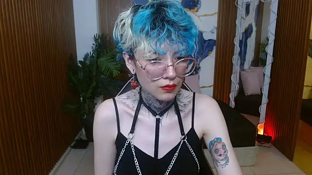 Snapshot of Lyra_tay chatting on April 17, 2026, 7:06 pm Lyra tay online show from April 17, 2026, 7:06 pm