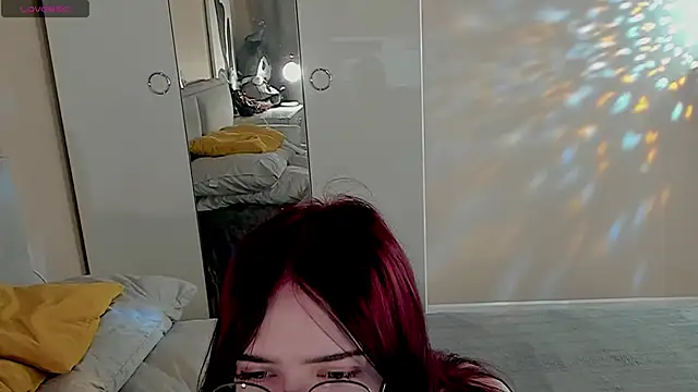 Marika Degas online show from June 18, 2026, 4:22 pm