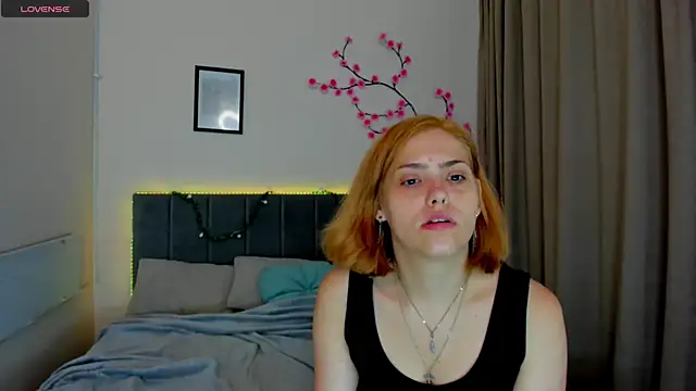 DellaRows online show from June 26, 2026, 5:23 am