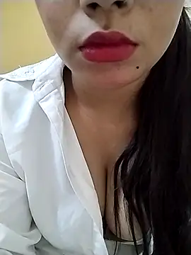 Snapshot of Bhawika-Kashap chatting on June 1, 2026, 9:44 am Bhawika-Kashap online show from June 1, 2026, 9:44 am