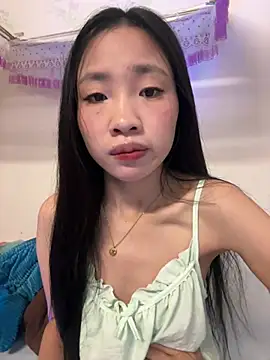 MIABCDZ online show from July 6, 2026, 3:47 am
