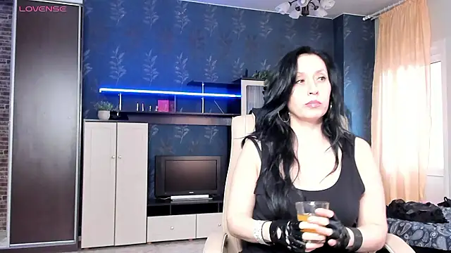 Lucky Milf online show from March 21, 2026, 11:48 am