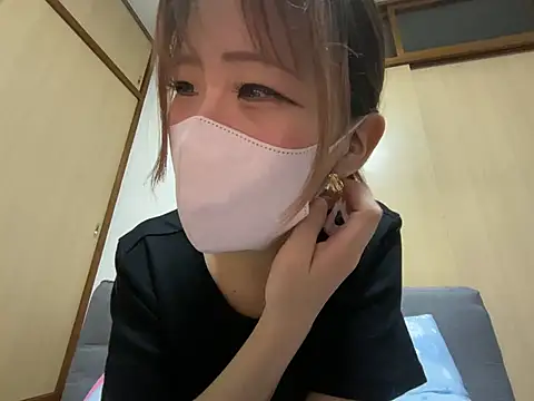 Snapshot of airi-ai0302 chatting on June 7, 2026, 1:04 pm airi-ai0302 online show from June 7, 2026, 1:04 pm