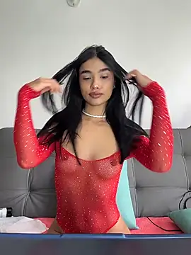 Snapshot of Bella_Smithe chatting on April 28, 2026, 3:39 pm Bella Smithe online show from April 28, 2026, 3:39 pm