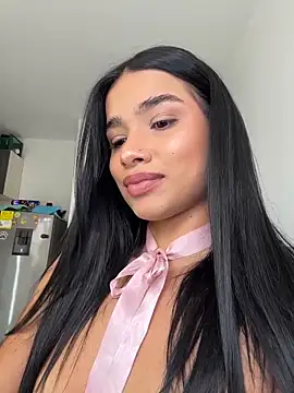 Snapshot of Bella_Smithe chatting on April 29, 2026, 5:30 pm Bella Smithe online show from April 29, 2026, 5:30 pm