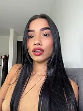 Bella Smithe online show from June 20, 2026, 4:54 pm