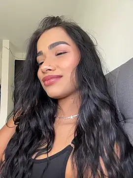 Bella Smithe online show from July 28, 2026, 4:50 pm