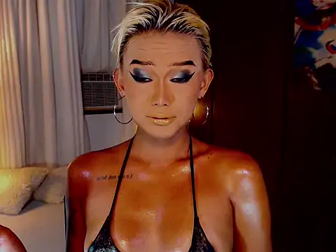 xXLustFullTransXx online show from June 30, 2026, 3:35 pm