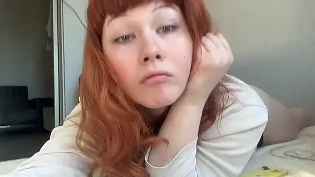 Snapshot of AlexaGudz chatting on June 3, 2026, 11:35 am AlexaGudz online show from June 3, 2026, 11:35 am
