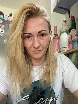 Secret Ladyx online show from August 9, 2026, 5:01 am