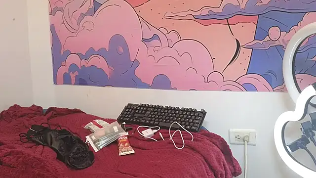 Caroline hernandes online show from June 3, 2026, 1:46 pm