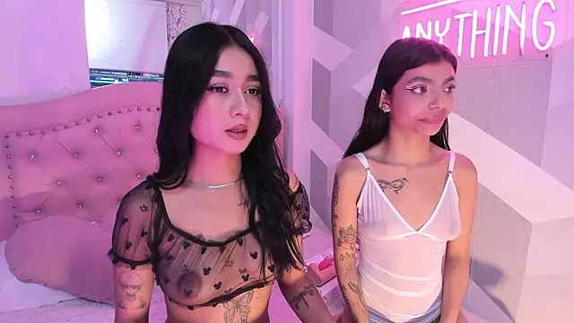 Snapshot of Amber_Harriis chatting on March 14, 2026, 4:34 pm Amber Harriis online show from March 14, 2026, 4:34 pm