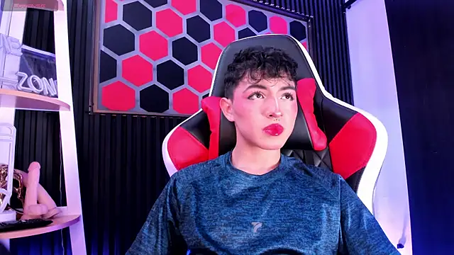 Cristopher Wild online show from May 28, 2026, 8:50 pm