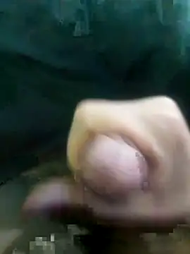 Iyhuooo online show from March 24, 2026, 3:28 pm