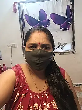 Snapshot of Tanvi_My_Girl chatting on July 10, 2026, 6:17 am Tanvi My Girl online show from July 10, 2026, 6:17 am