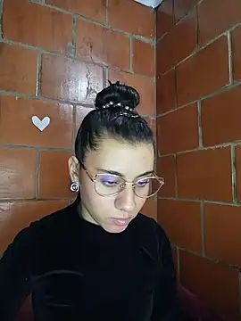 Amanda x1 online show from July 2, 2026, 6:36 pm