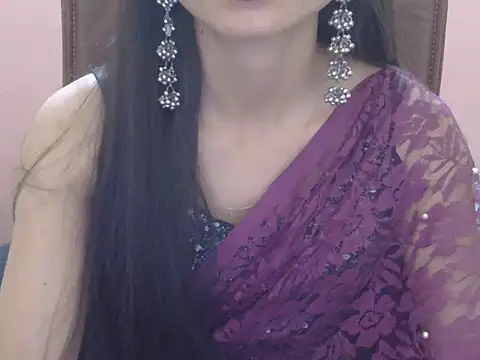 Snapshot of Lovely_Ananta chatting on June 15, 2026, 5:26 pm Lovely Ananta online show from June 15, 2026, 5:26 pm