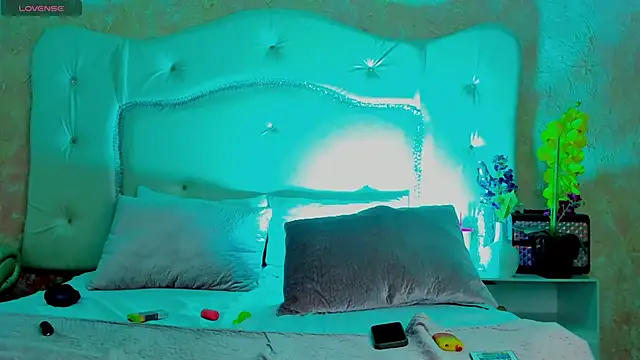 Snapshot of ThomasThundr chatting on March 21, 2026, 6:40 am ThomasThundr online show from March 21, 2026, 6:40 am