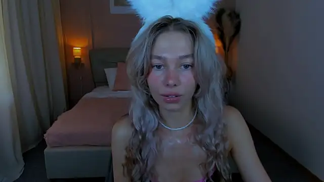 LuluAlis online show from July 29, 2026, 10:24 am
