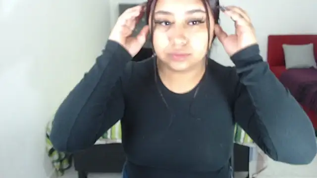 Snapshot of candymorena69 chatting on May 21, 2026, 12:45 pm candymorena69 online show from May 21, 2026, 12:45 pm