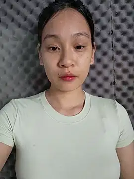 Snapshot of -Hicici- chatting on June 25, 2026, 12:43 am -Hicici- online show from June 25, 2026, 12:43 am