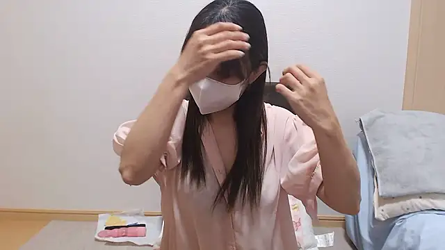 rin rin072 online show from May 18, 2026, 10:10 am