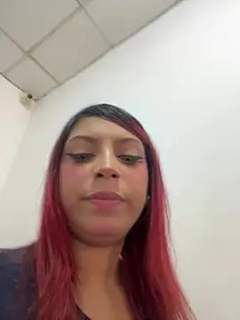 GiaRedd online show from August 5, 2026, 1:36 pm