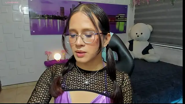 valentinna sexy  online show from June 12, 2026, 6:34 am