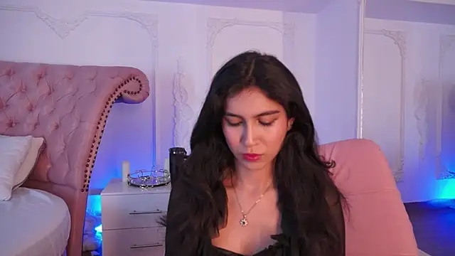 LucianaBlanco  online show from June 30, 2026, 8:54 pm