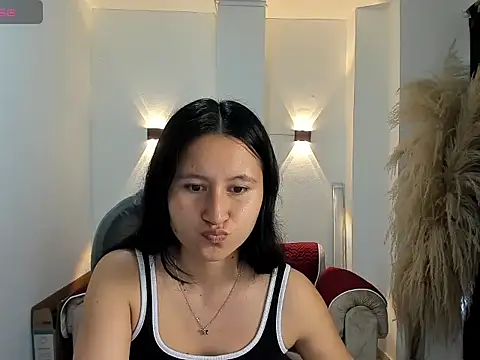 Snapshot of isabella_grace18 chatting on July 28, 2026, 1:32 pm isabella grace18 online show from July 28, 2026, 1:32 pm