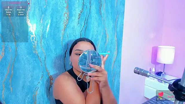 lia sucker online show from August 6, 2026, 3:52 am