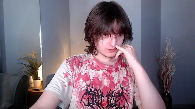 delalex online show from June 16, 2026, 8:22 pm