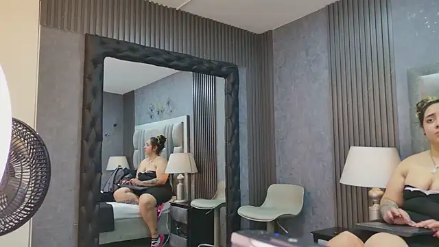 VioletMonroee online show from March 21, 2026, 3:11 am