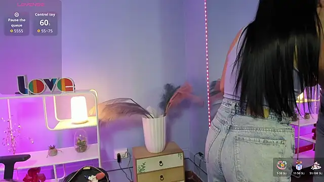 Rachel Wren online show from July 15, 2026, 7:30 pm