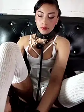 KattyBerryX online show from June 13, 2026, 2:09 am