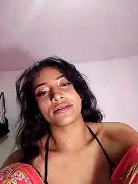Snapshot of KattyBerryX chatting on August 7, 2026, 9:28 pm KattyBerryX online show from August 7, 2026, 9:28 pm