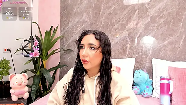 Megan Stein online show from June 12, 2026, 8:30 pm