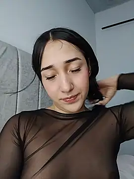 Snapshot of isabellaHill2 chatting on July 9, 2026, 1:20 am isabellaHill2 online show from July 9, 2026, 1:20 am