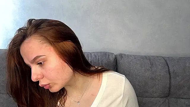 Ellaizatelly online show from March 19, 2026, 7:23 am