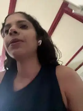 Snapshot of karlatiburcio chatting on June 9, 2026, 3:12 pm karlatiburcio online show from June 9, 2026, 3:12 pm