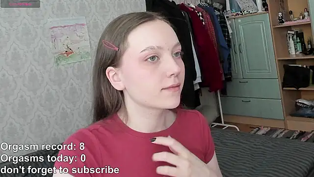 RileyNymph online show from March 28, 2026, 3:06 am