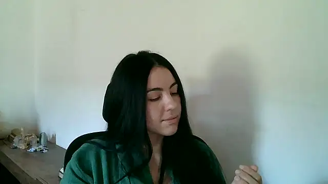 AnabeleNogueira online show from July 5, 2026, 4:25 pm