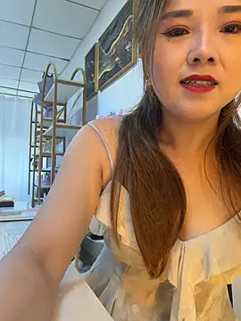 Snapshot of Xiaoxiao-y chatting on August 1, 2026, 7:07 am Xiaoxiao-y online show from August 1, 2026, 7:07 am